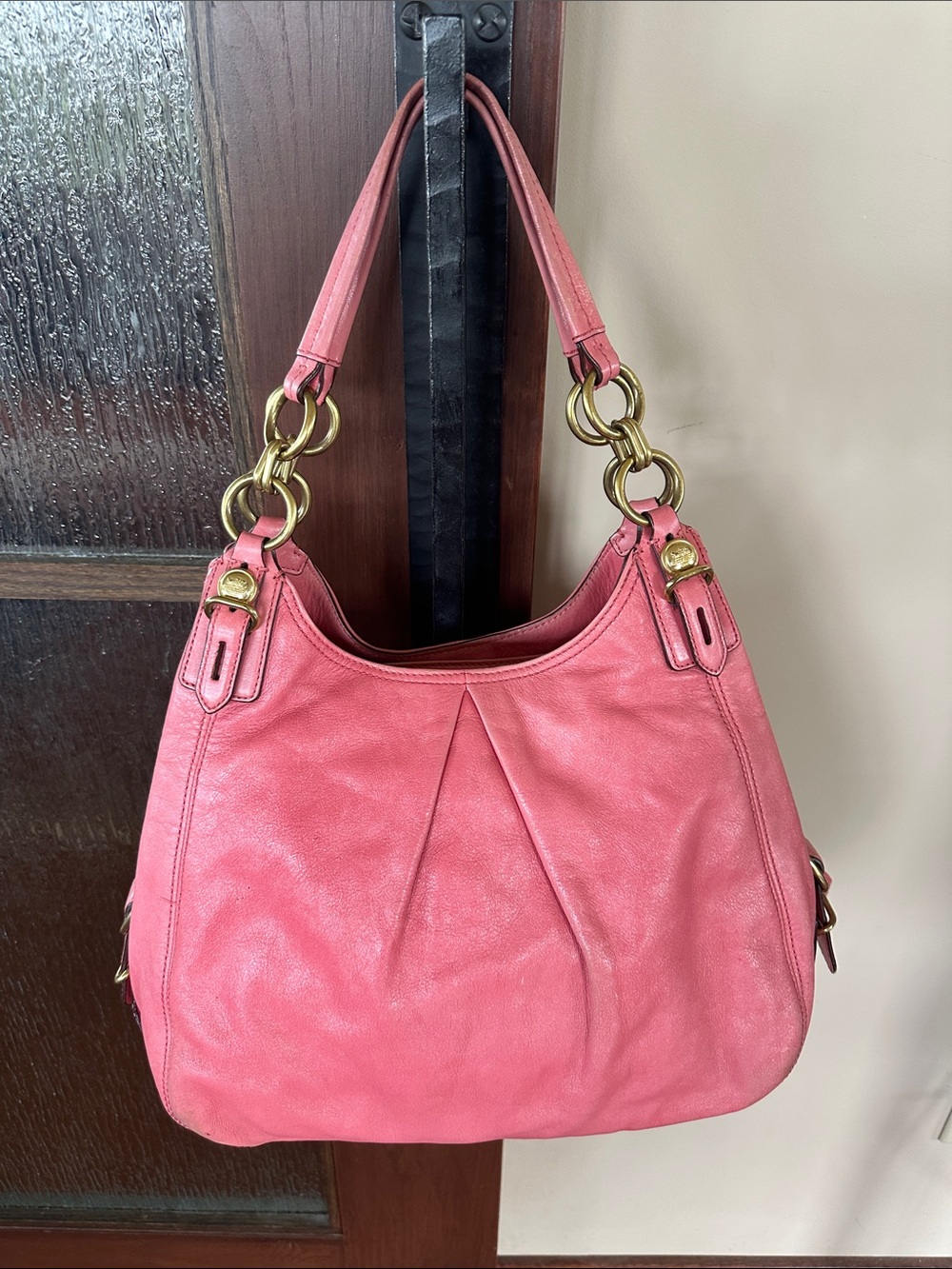 Vintage Coach Classic Women's Pink Leather Shoulder Bag Y2K